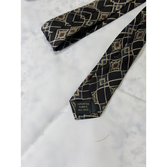 Vintage Men’s Black Burt Pulitzer, Geometric Print Necktie - Picture 3 of 3
